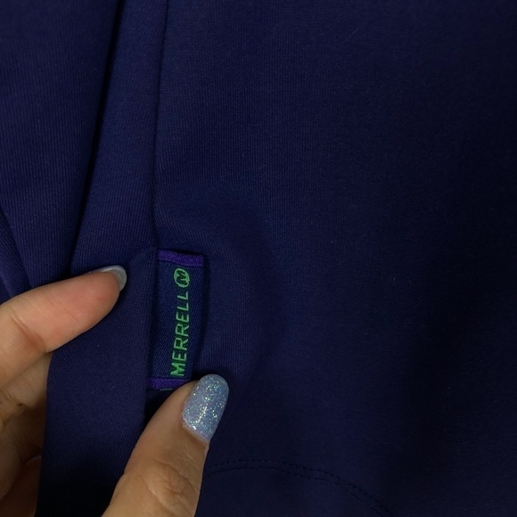 MERRELL long sleeve running/workout shirt - Picture 3 of 6